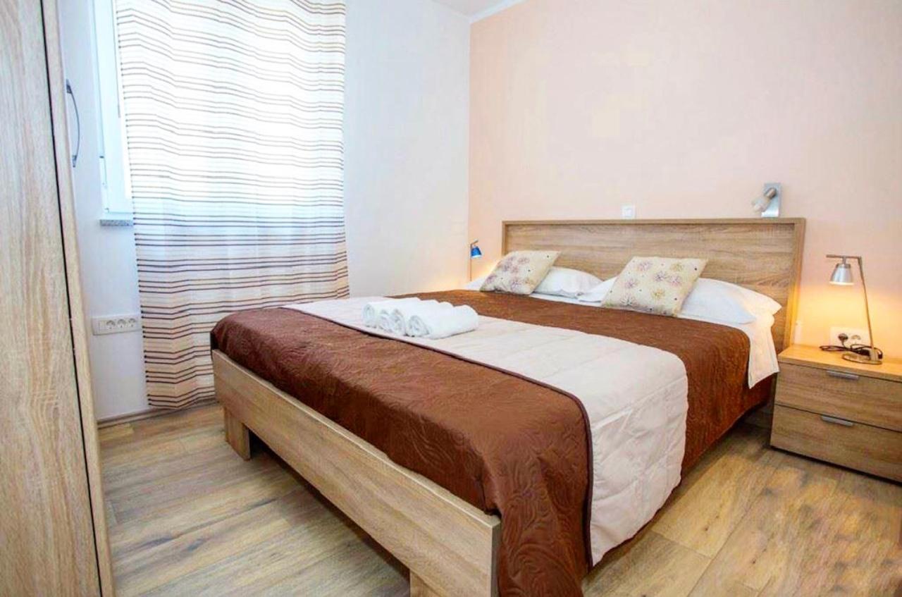 Royal Apartment Pula Zewnętrze zdjęcie